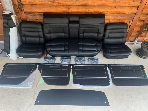 Holden Ht Premier seats